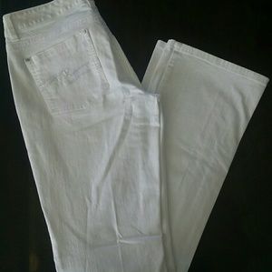 White House Black Market Boot Leg White Jean